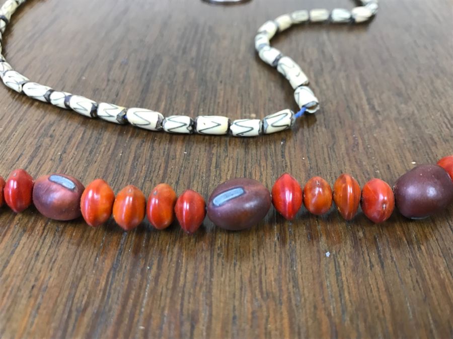 Pair Of Necklaces [Photo 2]