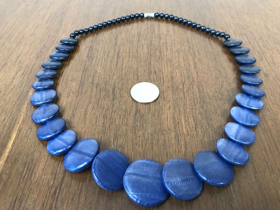 Graduated Eel Skin Necklace [Photo 2]