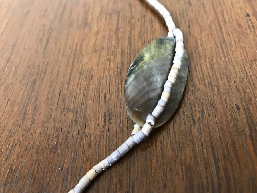 Set Of (3) Shell Jewelry Pieces [Photo 4]