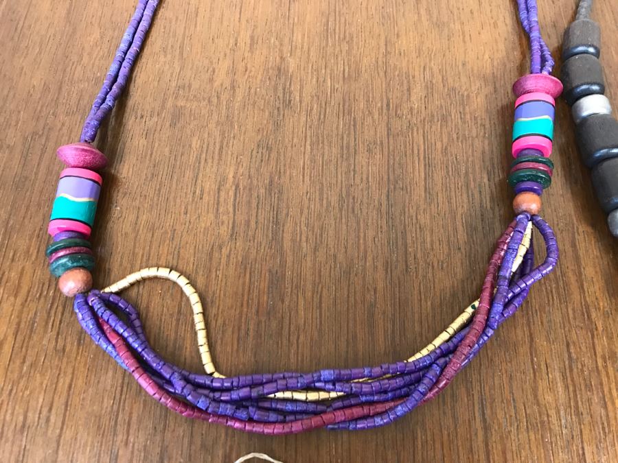 Set Of (4) Necklaces [Photo 8]