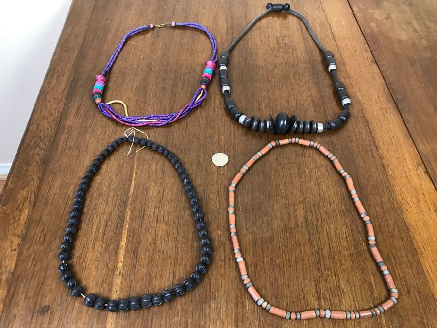 Set Of (4) Necklaces [Photo 1]