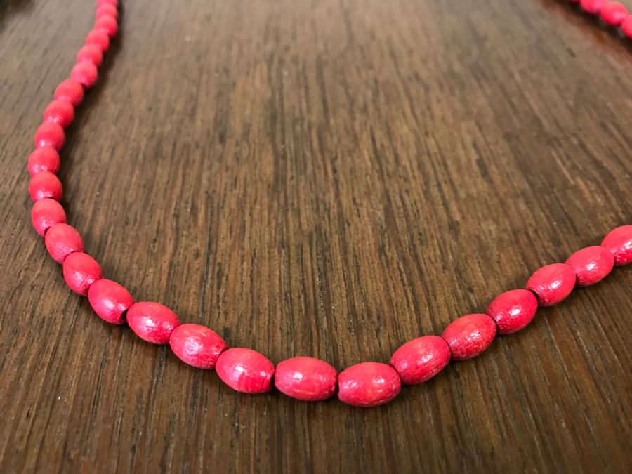 Set Of (2) Necklaces [Photo 5]