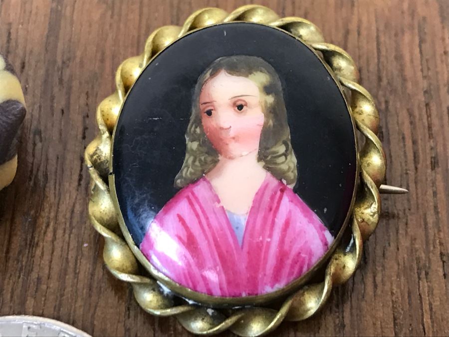 Pair Of Brooches Pins [Photo 4]