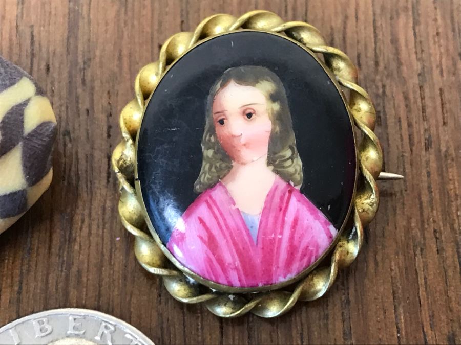 Pair Of Brooches Pins [Photo 3]