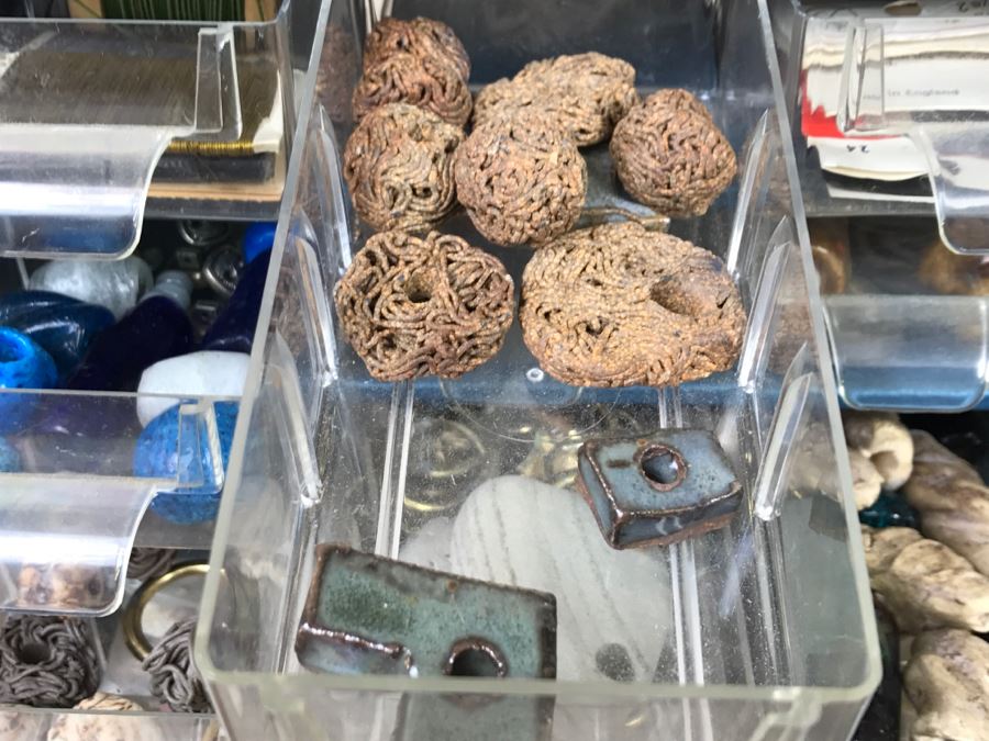 Nice Bead Lot For Making Jewelry And Storage Cabinet - See All Photos [Photo 7]