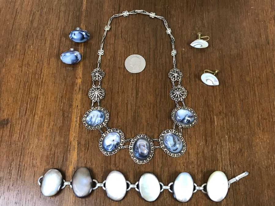 Vintage Filigree Necklace With Shell, Shell Bracelet And Pair Of Earrings [Photo 2]