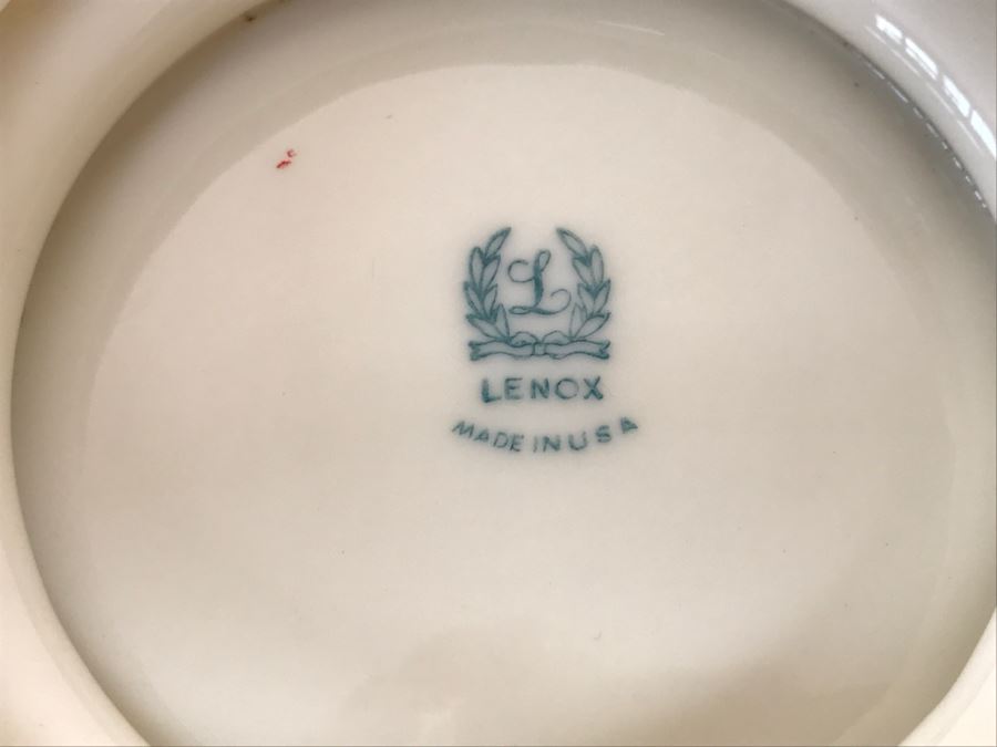 LENOX Lot Includes Mid-Century Bowl Containing Flower Frog And (2) Footed Bowls [Photo 10]