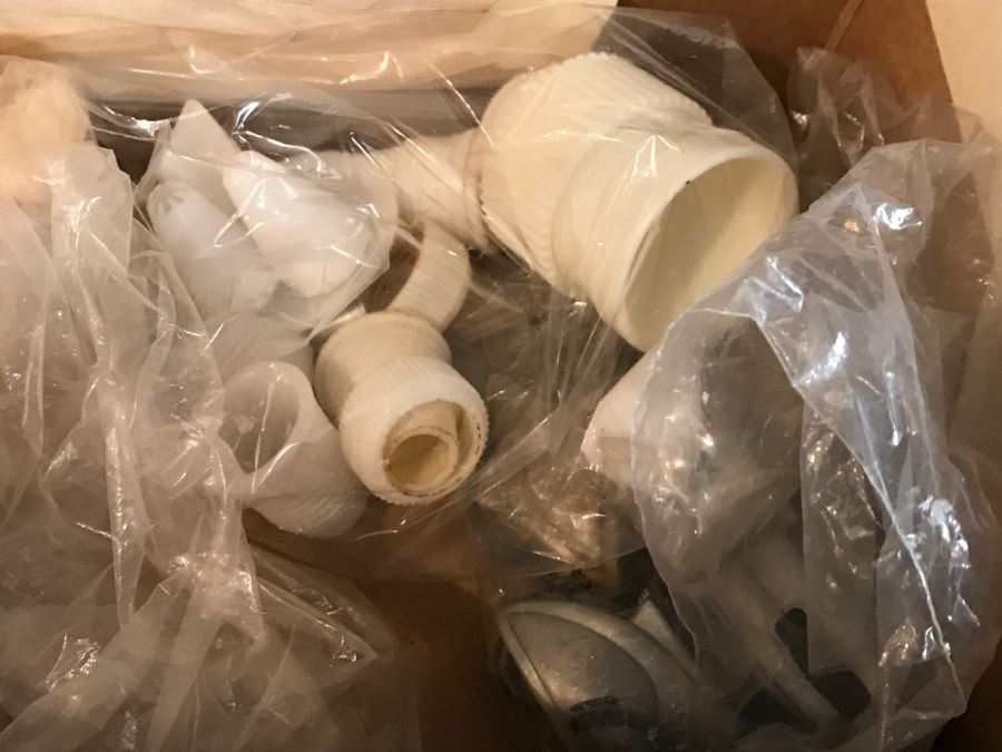 Cake Decorating Lot [Photo 13]