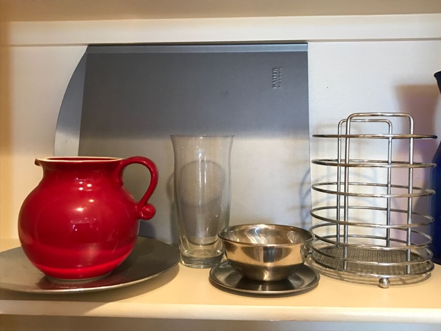 Kitchen Pantry Lot Featuring Corning Ware Covered Dish, Bundt Pan, Pacific Cermaic Blue Bowl, West Bend Crock Pot - See All Photos [Photo 10]