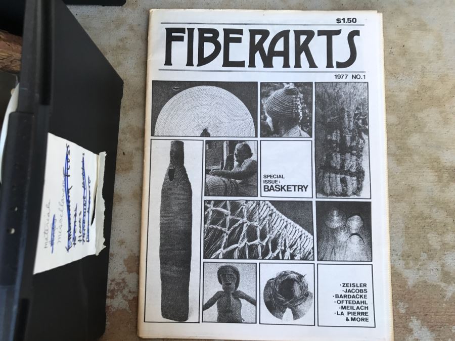 Huge Crafting Supplies Lot Including Yarn, Threads, Fabrics, Real Feathers, Fur Pelts, Books And More - See All Photos [Photo 15]