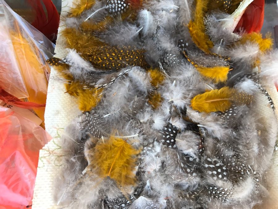 Huge Crafting Supplies Lot Including Yarn, Threads, Fabrics, Real Feathers, Fur Pelts, Books And More - See All Photos [Photo 4]