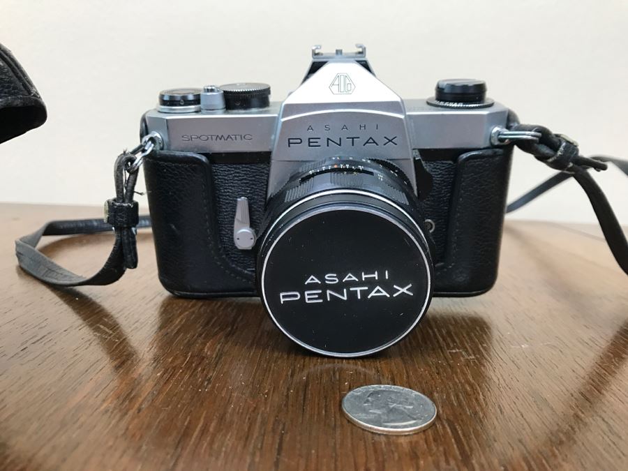 Vintage PENTAX 33MM Camera ASAHI Spotmatic SP With Case And Super-Takumar Asahi 1:1.4/50 Lens
