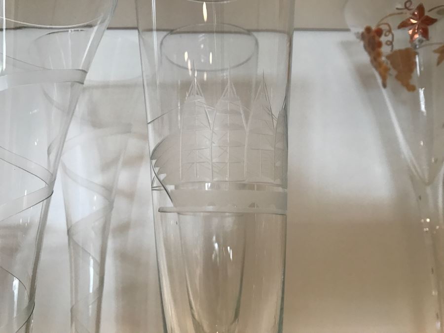 JUST ADDED - Kitchen Glasses, Coffee Cups And Stemware Glass Lot [Photo 6]