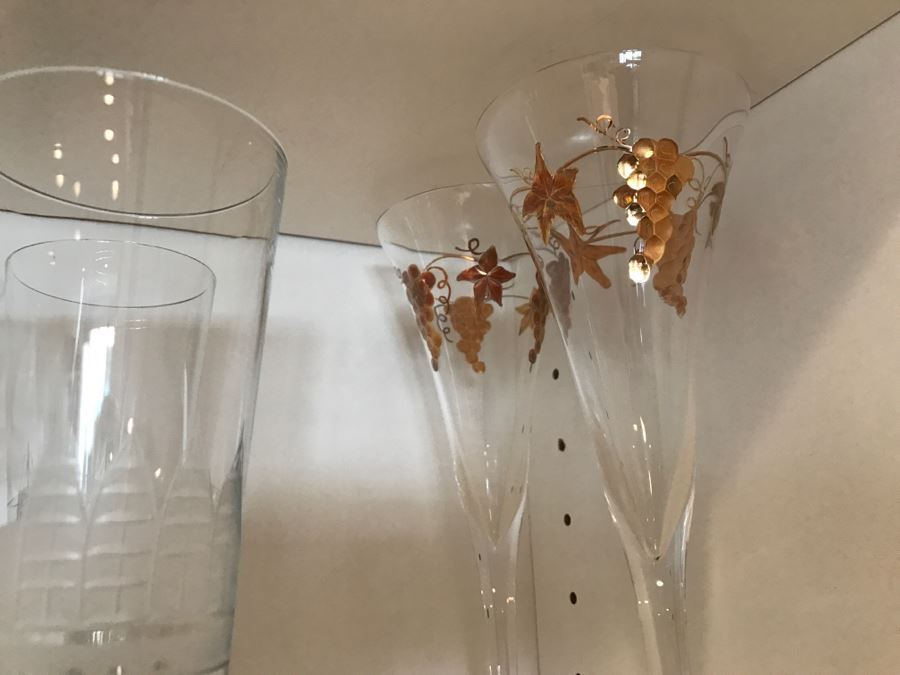 JUST ADDED - Kitchen Glasses, Coffee Cups And Stemware Glass Lot [Photo 7]