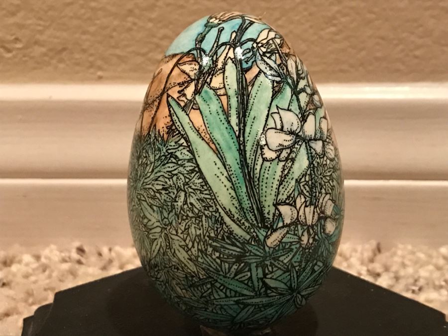 JUST ADDED - Detailed Hand Painted Egg With Rabbit And Butterfly Within Dome Glass Display - See Photos [Photo 10]