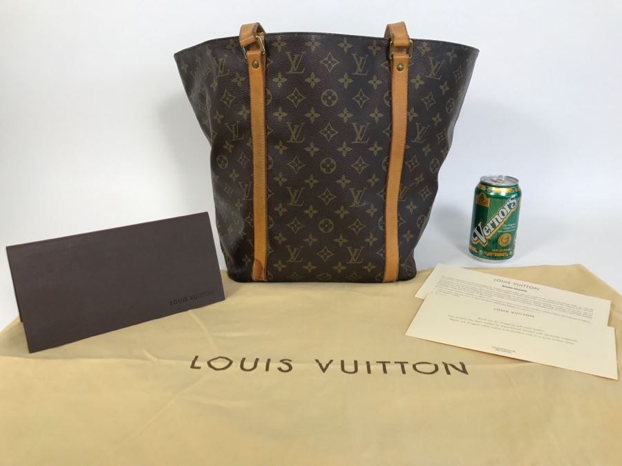 LOUIS VUITTON Monogram Handbag With Dust Jacket [Photo 2]
