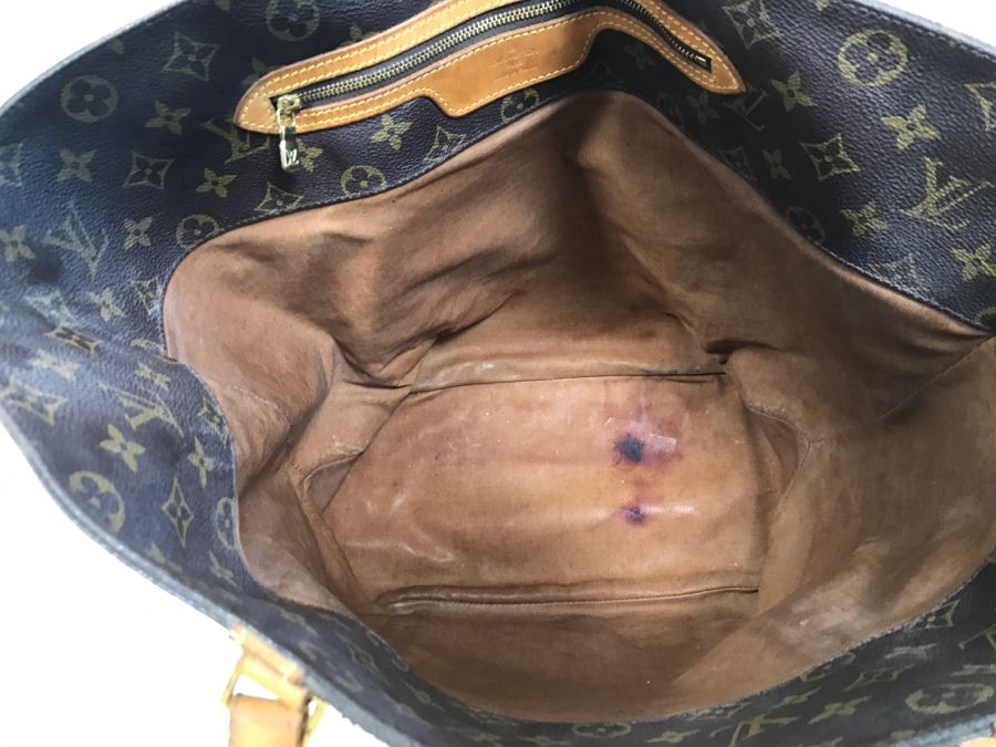 LOUIS VUITTON Monogram Handbag With Dust Jacket [Photo 9]