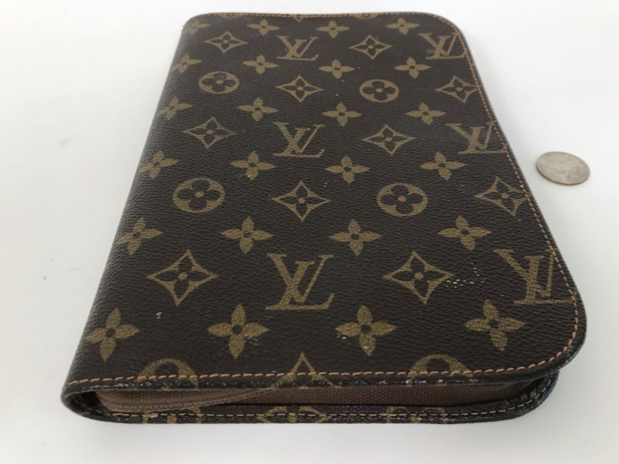LOUIS VUITTON Monogram Organizer Zippered Document Holder Under License By  Fabric Design (Note Slight Blemish On Cover In Photos)