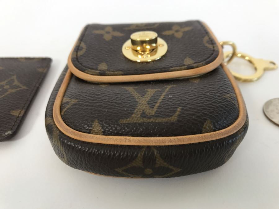 LOUIS VUITTON Monogram Pouch Purse Handbag With Clip Ring And LOUIS VUITTON Credit Card License Holder Organizer [Photo 3]