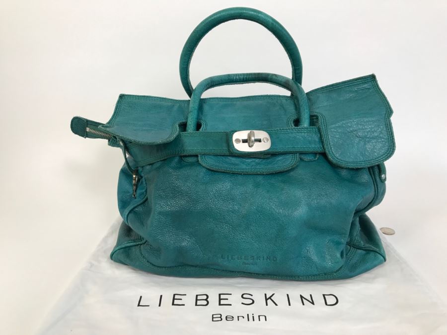 LIEBESKIND Berlin Handbag With LIEBESKIND Dust Jacket [Photo 1]