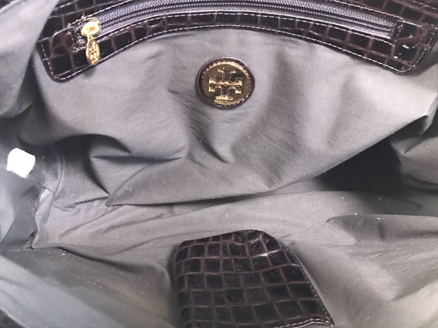 Tory Burch Handbag With Dust Jacket [Photo 11]