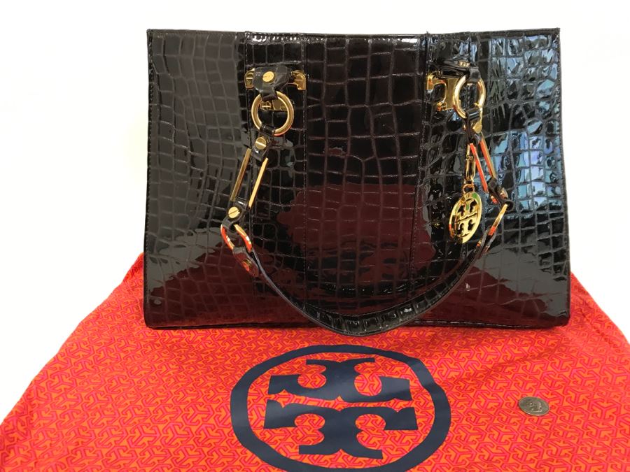 Tory Burch Handbag With Dust Jacket [Photo 2]