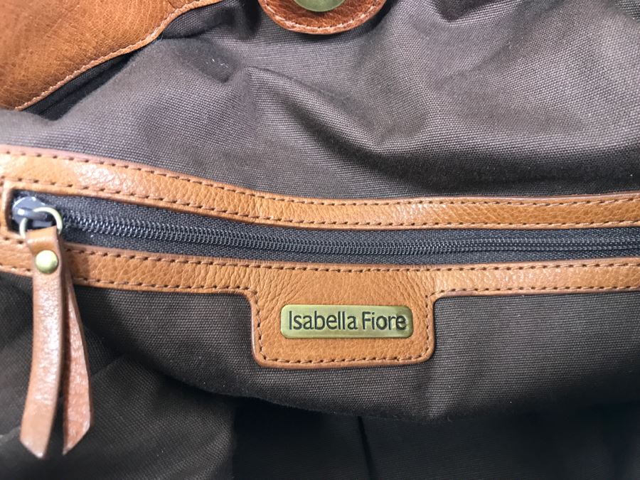 Isabella Fiore Handbag With Dust Jacket [Photo 11]