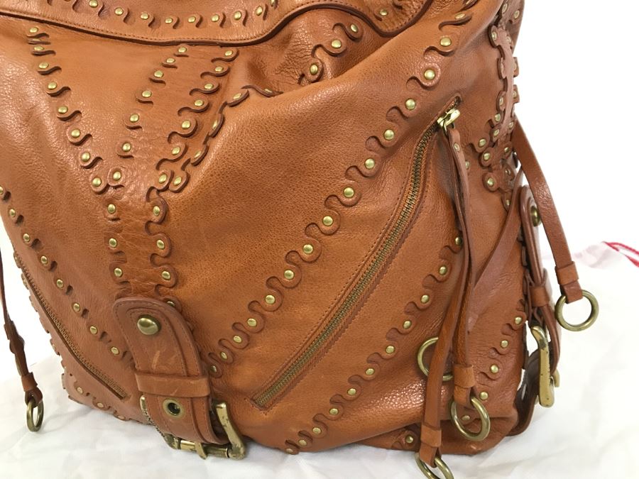 Isabella Fiore Handbag With Dust Jacket [Photo 5]