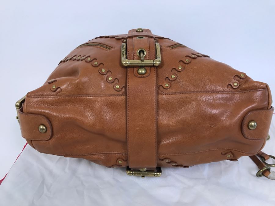 Isabella Fiore Handbag With Dust Jacket [Photo 10]