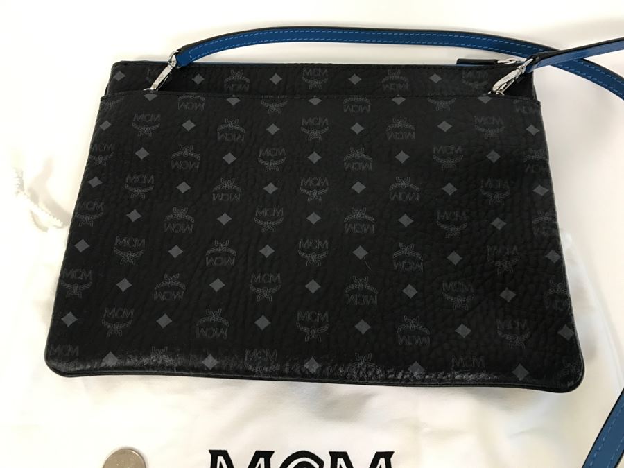 MCM Handbag With Dust Jacket [Photo 4]