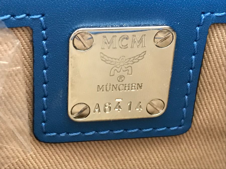 MCM Handbag With Dust Jacket [Photo 10]