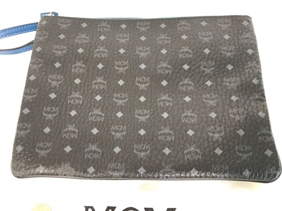 MCM Handbag With Dust Jacket [Photo 7]