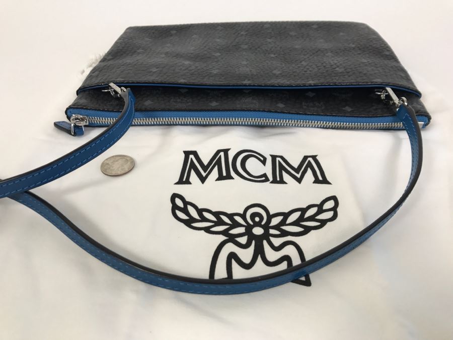 MCM Handbag With Dust Jacket [Photo 8]
