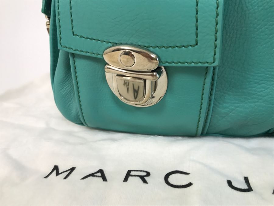 Marc Jacobs Handbag With Marc Jacobs Dust Jacket [Photo 4]