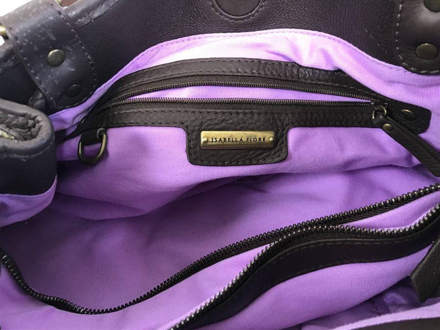 Isabella Fiore Handbag With Dust Jacket [Photo 9]