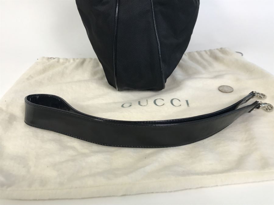 GUCCI Handbag With Dust Jacket [Photo 8]