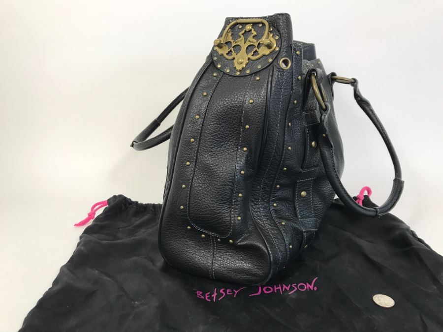 Betsey Johnson Handbag With Dust Jacket [Photo 5]