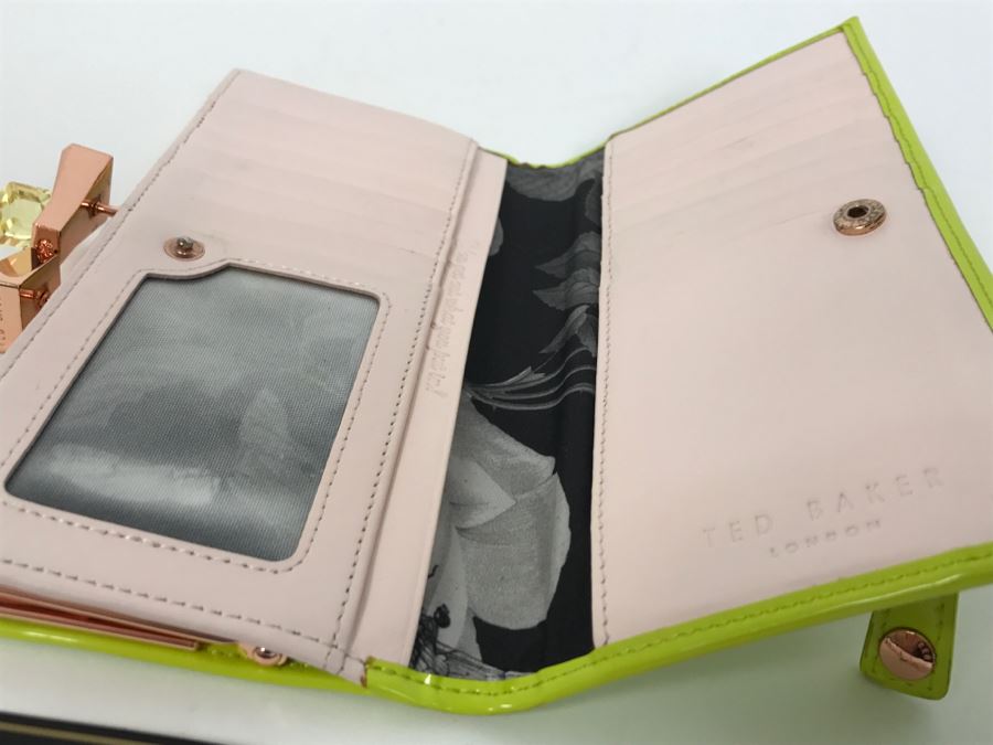 Ted Baker Green Wallet [Photo 12]