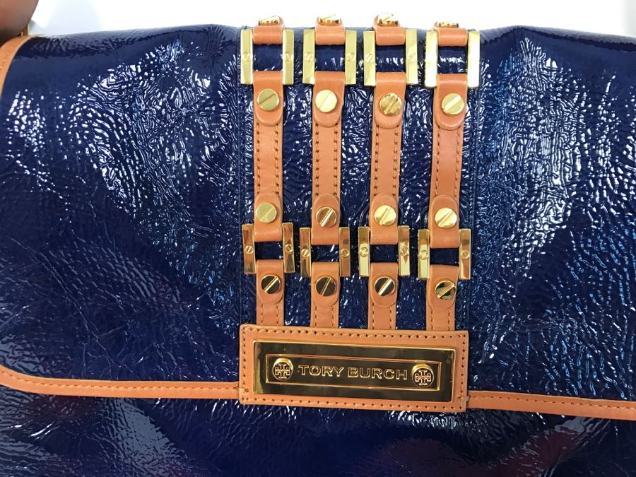 Tory Burch Handbag Crinkle Matthias Hobo New With Tags And Dust Jacket $595 Retail [Photo 3]