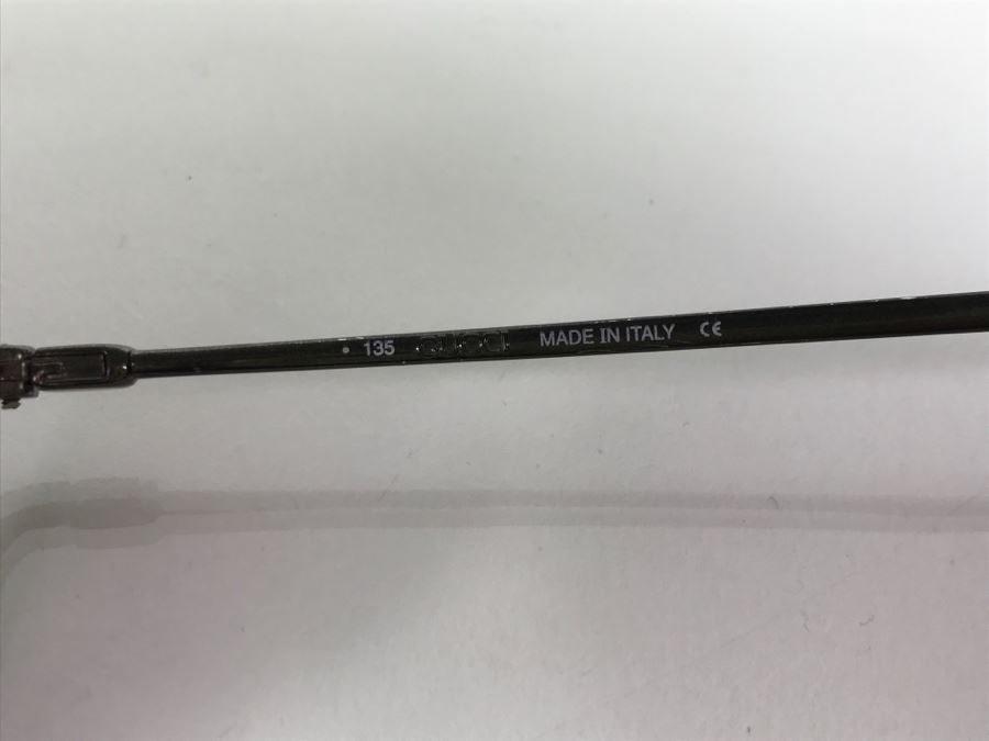 GUCCI Women's Sunglasses With Case [Photo 6]