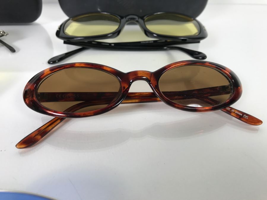 Set Of (5) Women's Sunglasses [Photo 6]