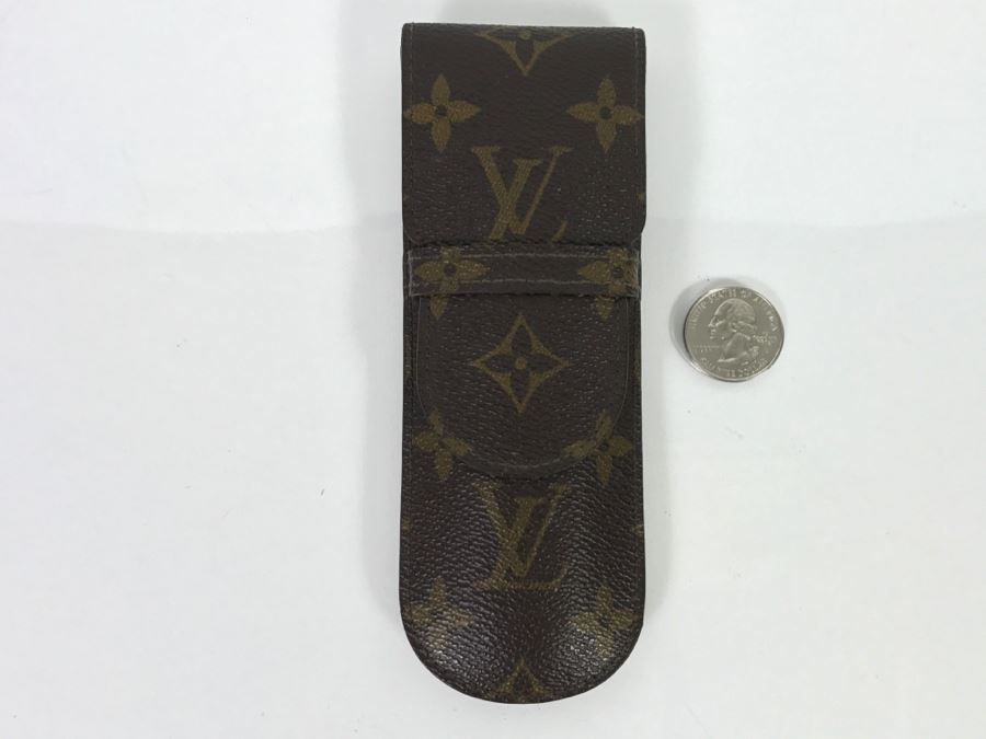 LOUIS VUITTON Monogram Pen Case [Photo 2]