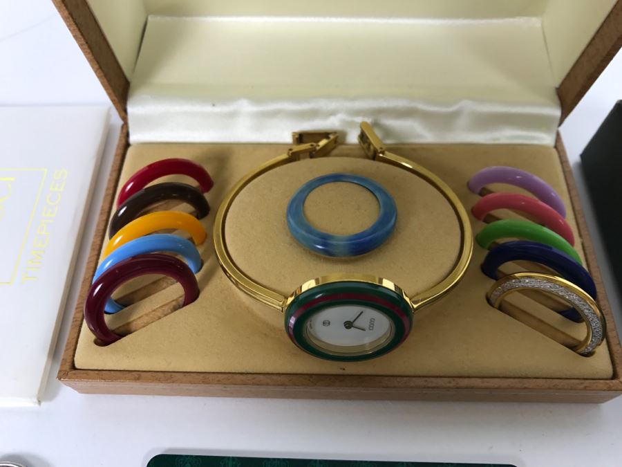 GUCCI Women's Watch In Case With Interchangeable Bezels And New Gucci Watch Bezel Set [Photo 8]
