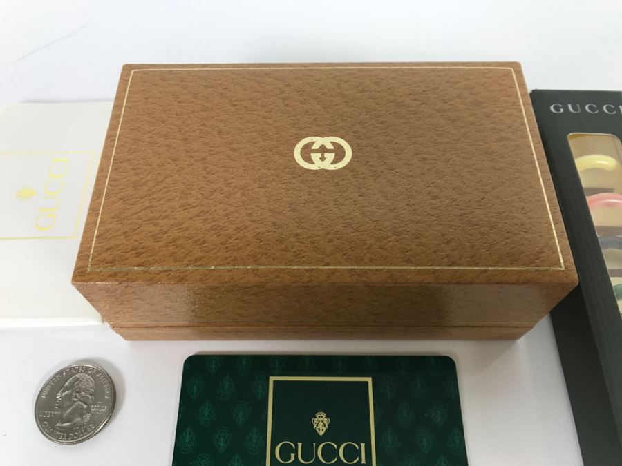 GUCCI Women's Watch In Case With Interchangeable Bezels And New Gucci Watch Bezel Set [Photo 9]