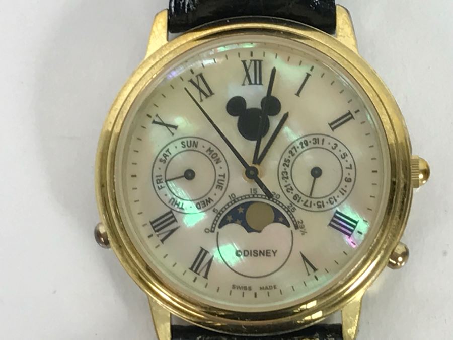 DISNEY Mickey Mouse Watch [Photo 5]