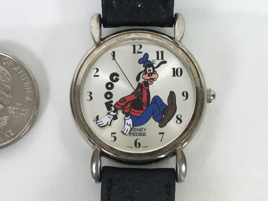 Collection Of Character Watches: Bugs Bunny, Goofy Disney PEDRE, The ...