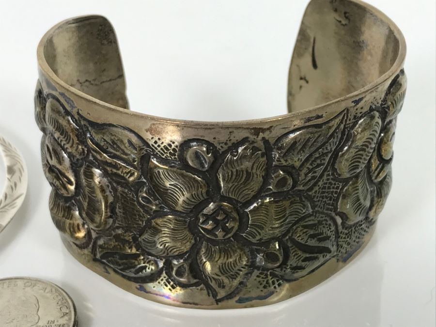 Pair Of Sterling Silver Bracelets 87.2g TW [Photo 6]