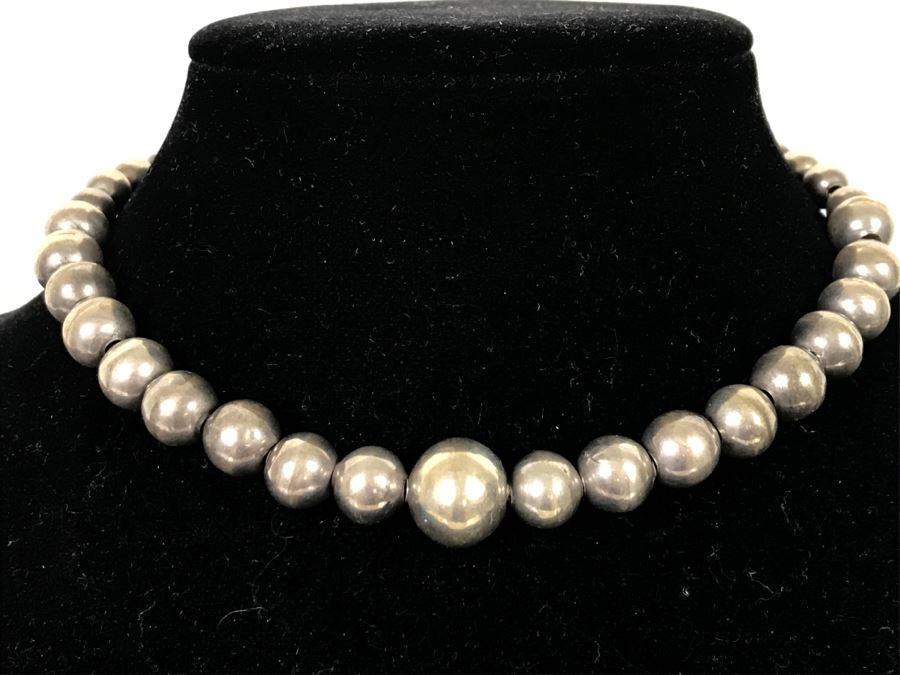 Sterling Silver Graduated Bead Choker Necklace 26.3g [Photo 2]