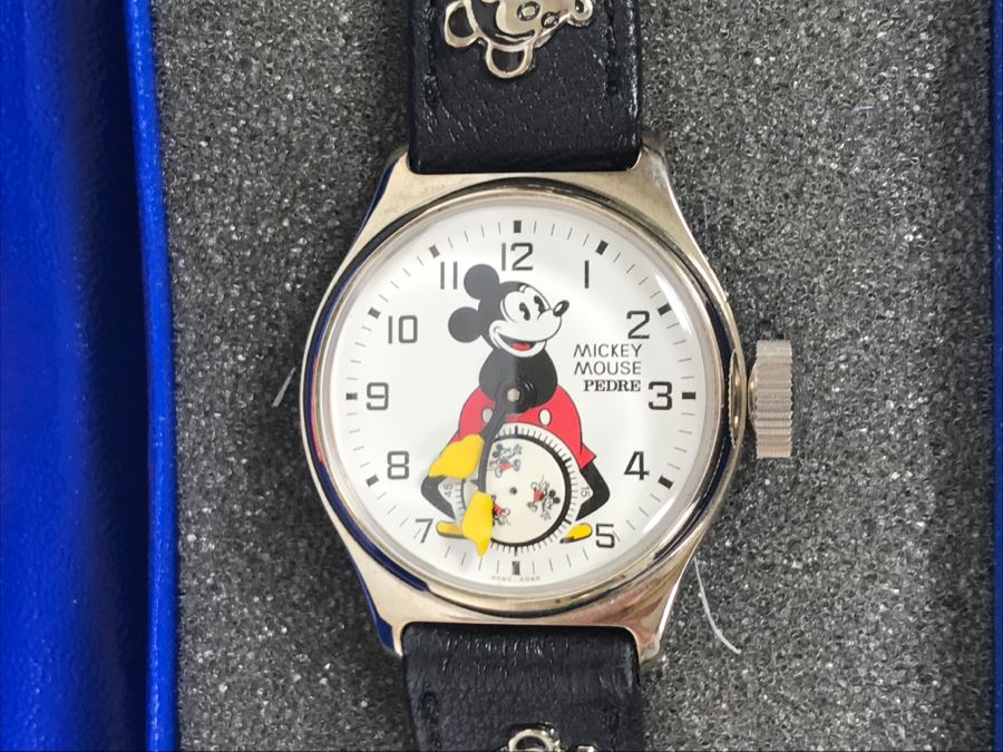 Collection Of (4) Character Watches: Donald Duck Pedre, Mickey Mouse ...