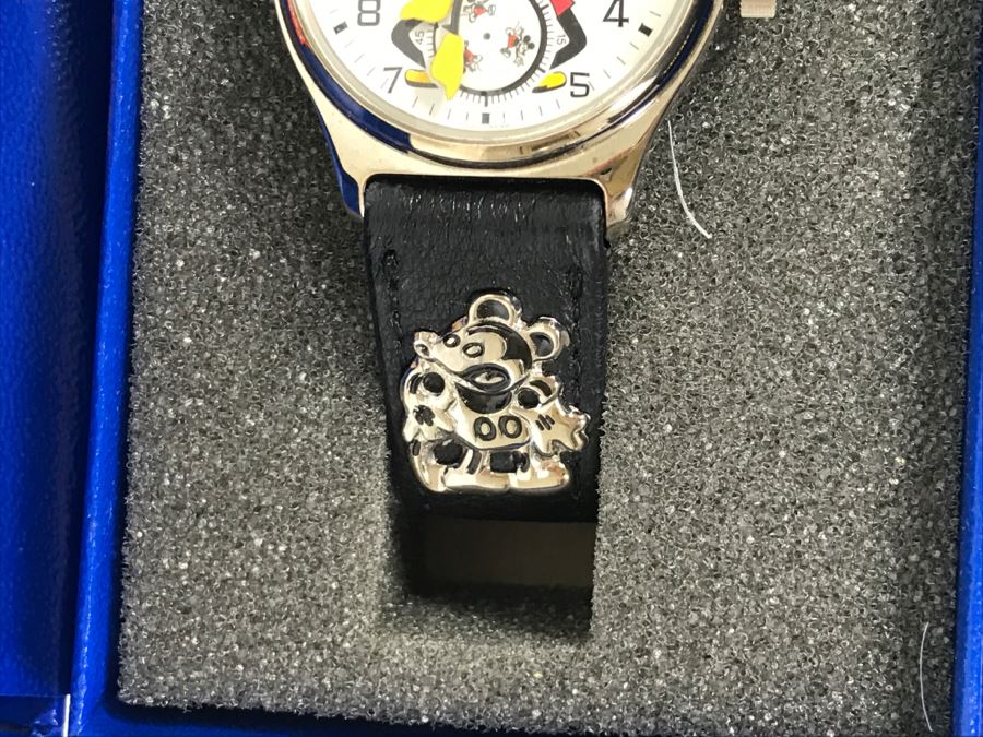 Collection Of (4) Character Watches: Donald Duck Pedre, Mickey Mouse Pedre, Minnie Mouse Pedre And Lorus Minnie Mouse Watch [Photo 10]